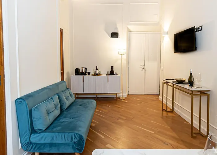 Kori Maison Fontana Di Trevi Apartment *